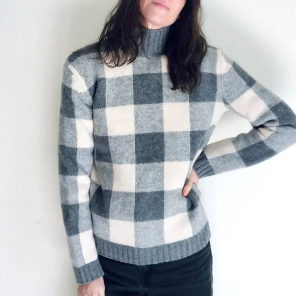 100% lambswool gray gingham sweater - Picture 12 of 14